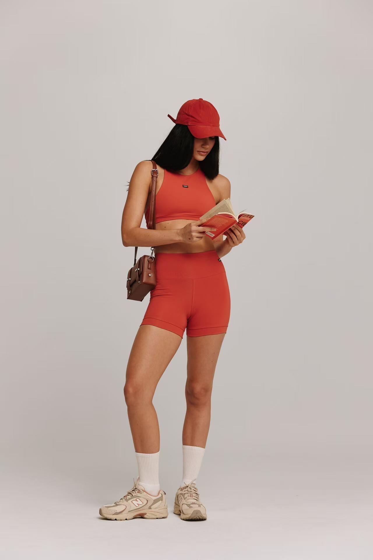 [AI 设计] high-stretchyoga-set - 2024新款发布